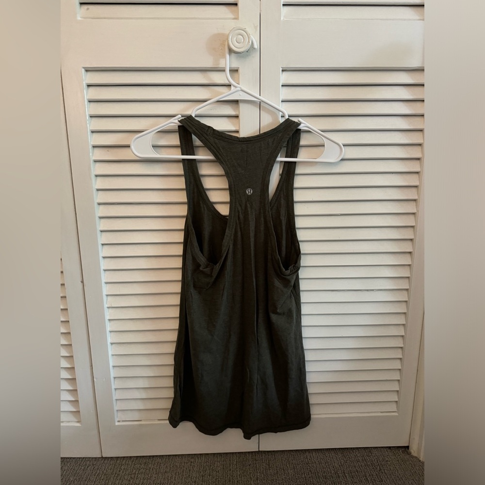Size 4, Perfect Condition - Picture 2 of 2